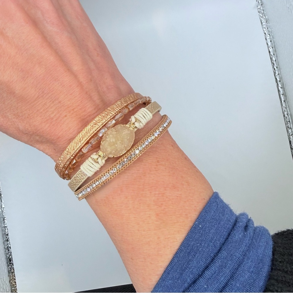 Layered Wrap Bracelet Multilayered with Magnetic Clasp - Picture 8 of 9